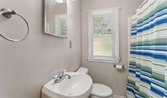 1929 Jerrold Ave, Arden Hills, MN 55112