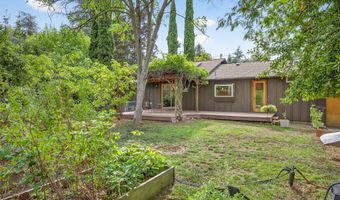 740 Park St, Ashland, OR 97520