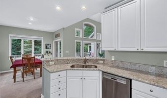 7480 Majestic Woods Dr, Argentine, MI 48451