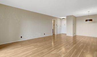 307 YOAKUM Pkwy 1517, Alexandria, VA 22304