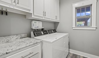 806 Long Leaf Cir, Brandon, MS 39042