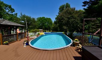 625 McKay Rd, Amsterdam, NY 12010