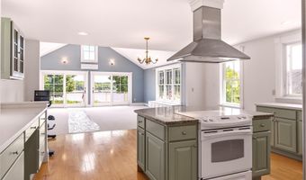 300 Front St, Bath, ME 04530