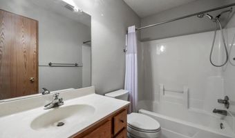 10664 58th St NE, Albertville, MN 55301