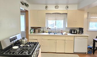 1051 Highland Ct, Alpena, MI 49707