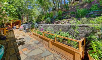 492 Herbert St, Ashland, OR 97520