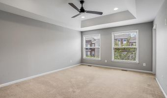 42274 HAMPTON WOODS Ter, Ashburn, VA 20148