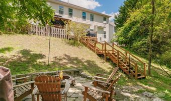 8 Secrest Dr, Arden, NC 28704