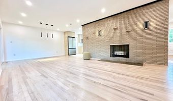 17821 POND Rd, Ashton, MD 20861