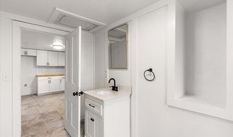 47 Wayne St, Allegan, MI 49010