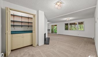 3818 Helvetia Dr, Anchorage, AK 99508
