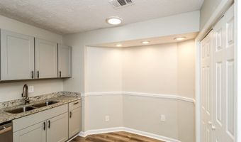 4336 Hillview Dr, Acworth, GA 30101