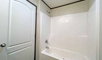 7055 Quarry Rd 33, Amherst, OH 44001