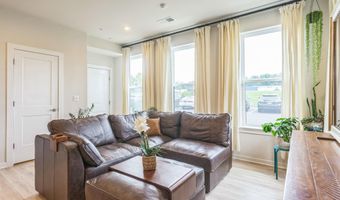 20306 NEWFOUNDLAND Sq, Ashburn, VA 20147