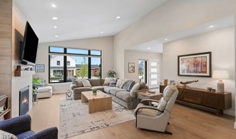 967 Auger Ln, Bozeman, MT 59718