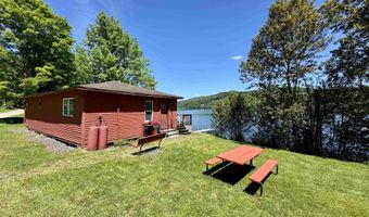 140 Lakeside Ln, Barton, VT 05839