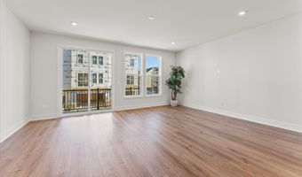 23080 SOARING HEIGHTS Ter, Ashburn, VA 20148