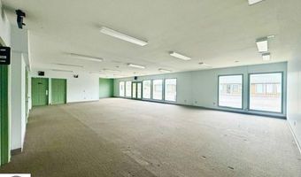 7338 N Alger Rd, Alma, MI 48801