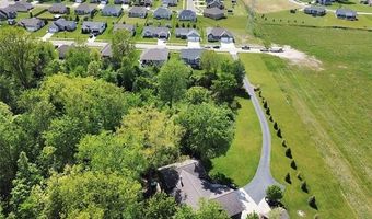 5257 Brookshire Dr, Almont, MI 48003