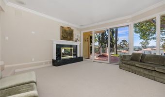 2086 Playa Rd, Carlsbad, CA 92009