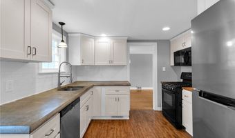 169 Ridgewood Dr, Amherst, NY 14226