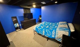 14558 Harrison Ave, Allen Park, MI 48101