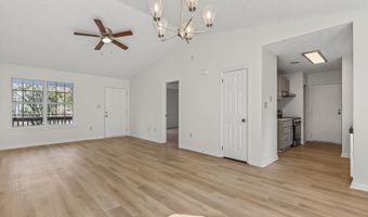 545 Roberts Rd, Athens, GA 30606