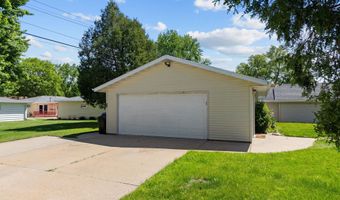 834 W GRANT St, Appleton, WI 54914