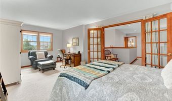 23 Gatehouse Ln, Amherst, NY 14051