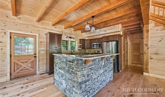 167 Apple Cove Rd, Banner Elk, NC 28604
