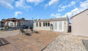 204 Butler Blvd, Bayville, NJ 08721