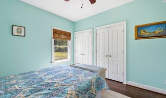 60 Hathcock Rd, Apalachicola, FL 32320