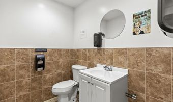 135 Federal Rd, Parsonsfield, ME 04047