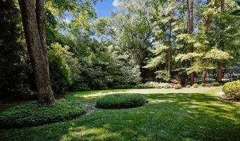8308 LILLY STONE Dr, Bethesda, MD 20817