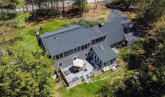 10 Greenbriar Ln, Amherst, NH 03031