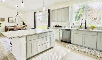 7205 EDGE CLIFF Dr, Brookings, OR 97415