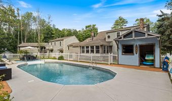 15 Hamden Place Rd, Arundel, ME 04046