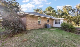 820 Memorial Dr, Braxton, MS 39044