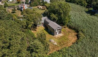 150 Alfred Drowne Rd, Barrington, RI 02806