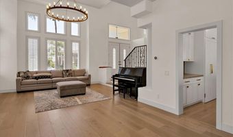 712 S Lost Canyon Rd, Anaheim, CA 92808
