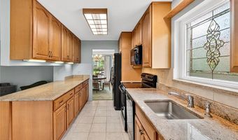 177 Wildwood Pkwy, Ballwin, MO 63011
