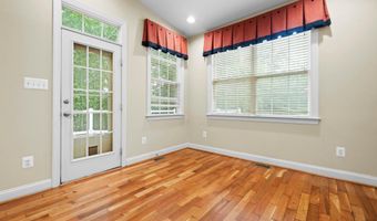 43032 LA RIVA Dr, Ashburn, VA 20148