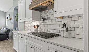 5865 Egan Crest Dr, Las Vegas, NV 89149