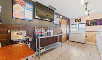 2405 4th St NW, Austin, MN 55912