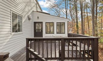 8463 MONARCH Ct, Annandale, VA 22003