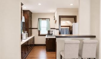 1210 W PACKARD St, Appleton, WI 54914