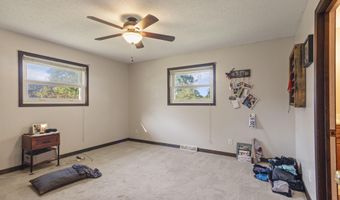 1307 S Washington Ave, Aurora, MO 65605