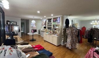 240 Whittle Cir, Ashburn, GA 31714