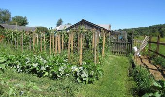 258 Elm St, Barton, VT 05822