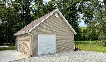 61 Westbrook Dr, Batesville, IN 47006